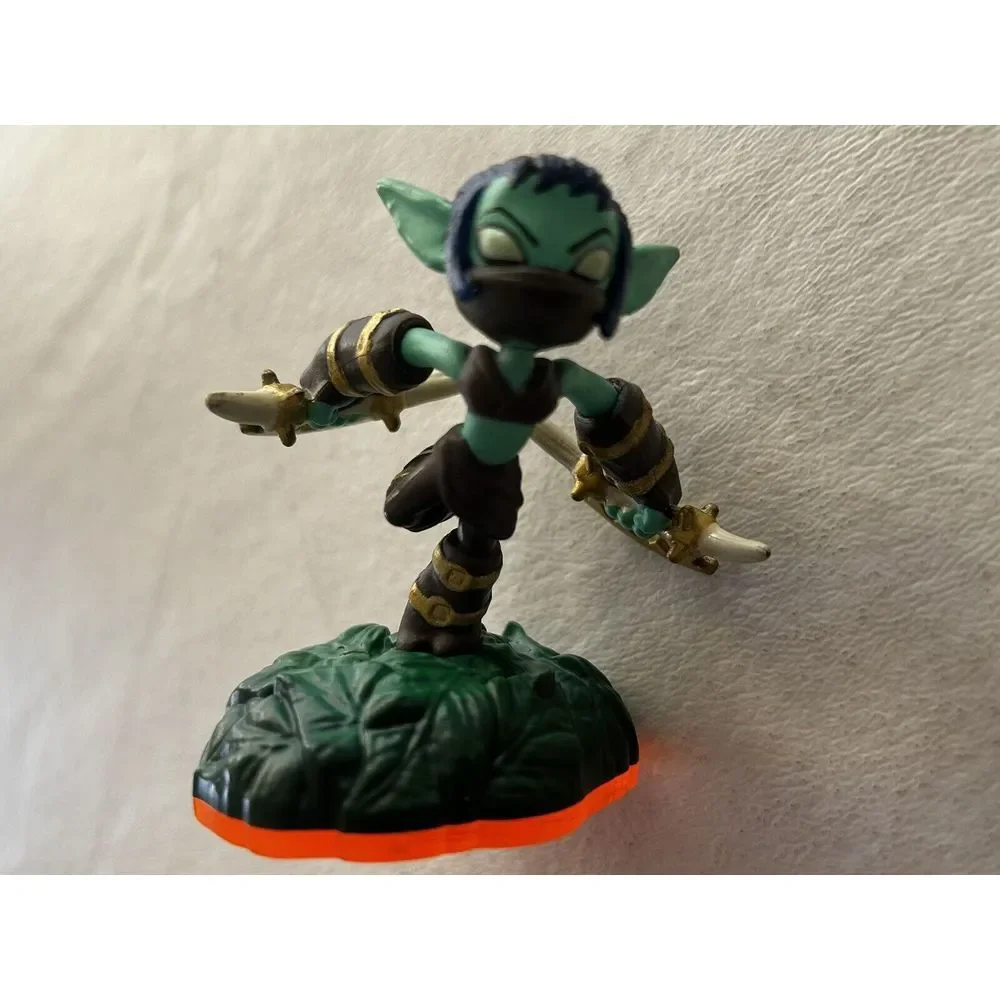Skylanders Giants Stealth Elf Character Figure Loose - Picture 1 of 6